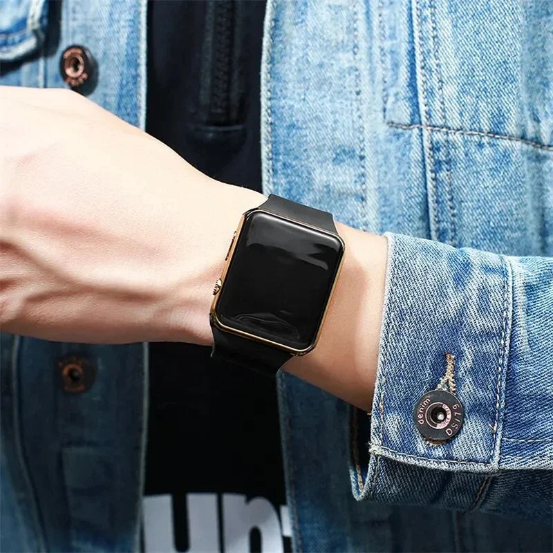 MOONBIFFY WATCH